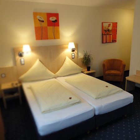 Landgasthof Hock Grossostheim Room photo
