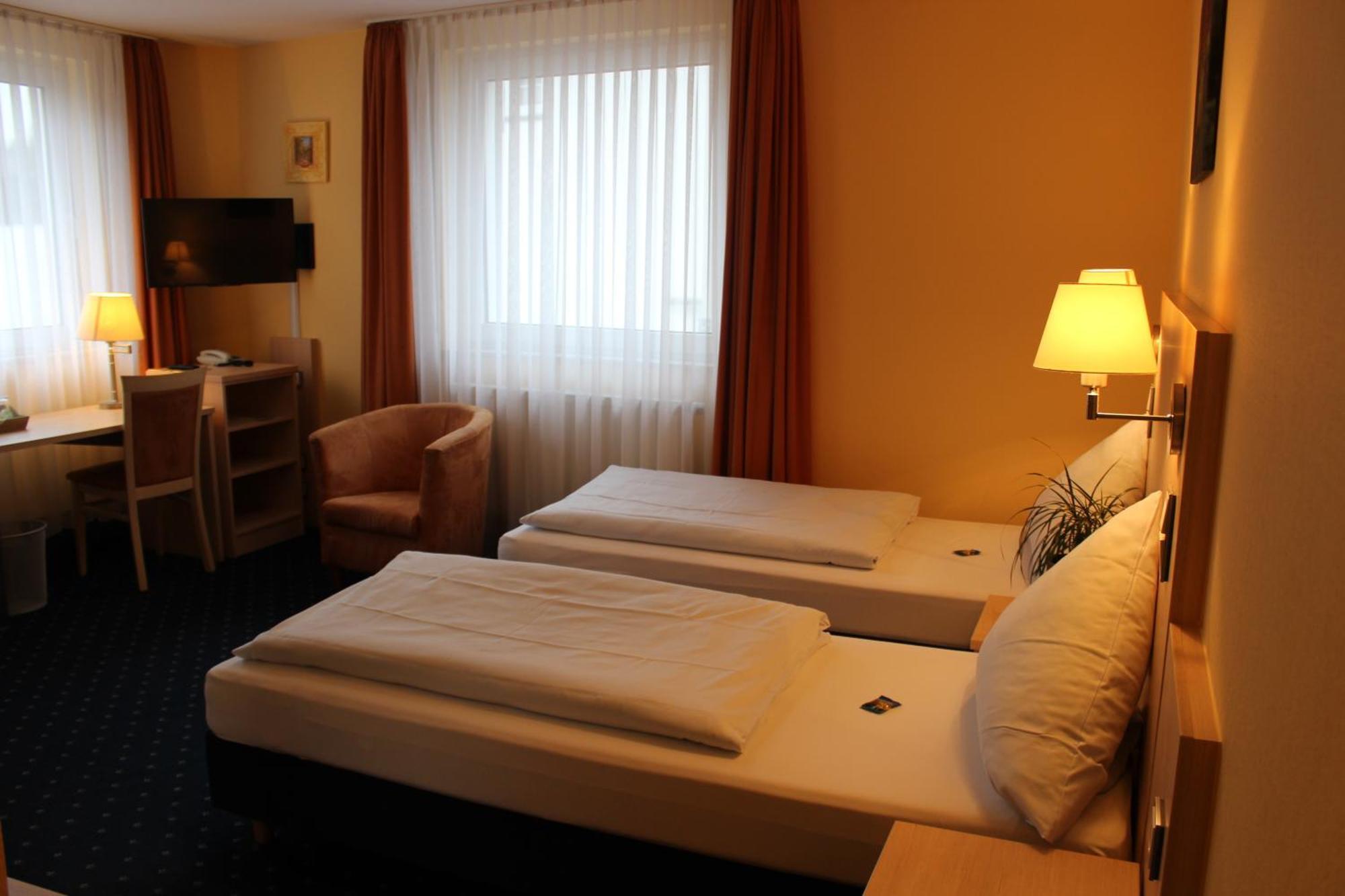 Landgasthof Hock Grossostheim Room photo